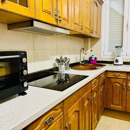شقة Pisos Familiares Barajas مدريد المظهر الخارجي الصورة